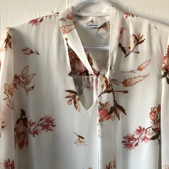 Floral Blouse w/ Neck Tie - Picture 2 of 2
